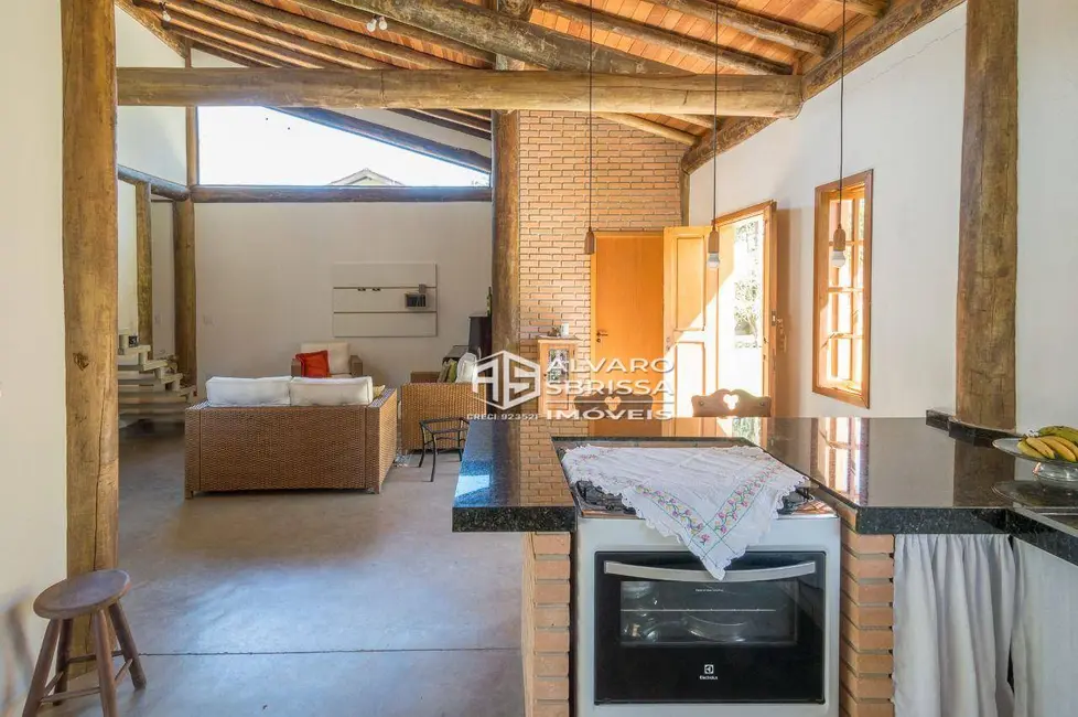 Foto 6 de Chácara com 2 quartos à venda e para alugar, 1200m2 em Varejão, Itu - SP