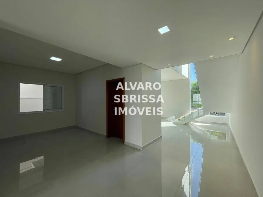 Casa de Condomínio com 3 quartos à venda e para alugar, 330m2 em Jardim Residencial Alto de Itaici, Indaiatuba - SP - imagem 4 Foto 4 de Casa de Condomínio com 3 quartos à venda e para alugar, 330m2 em Jardim Residencial Alto de Itaici, Indaiatuba - SP