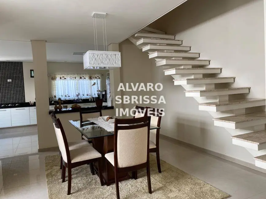 Foto 4 de Casa com 3 quartos à venda, 200m2 em Itu Novo Centro, Itu - SP