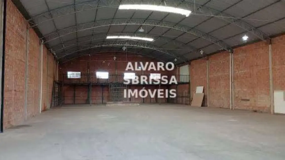 Foto 2 de Armazém / Galpão à venda e para alugar, 1000m2 em Parque dos Pinheiros, Botucatu - SP