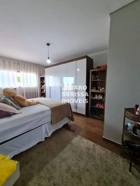 Foto 3 de Casa com 3 quartos à venda, 161m2 em Jardim Santa Marta, Salto - SP