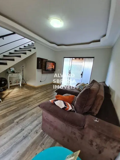 Foto 4 de Casa com 3 quartos à venda, 161m2 em Jardim Santa Marta, Salto - SP