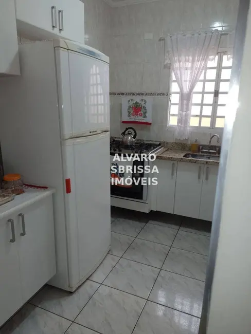 Foto 9 de Casa com 3 quartos à venda, 180m2 em Jardim Celani, Salto - SP