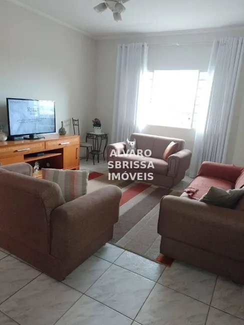 Foto 1 de Casa com 3 quartos à venda, 180m2 em Jardim Celani, Salto - SP