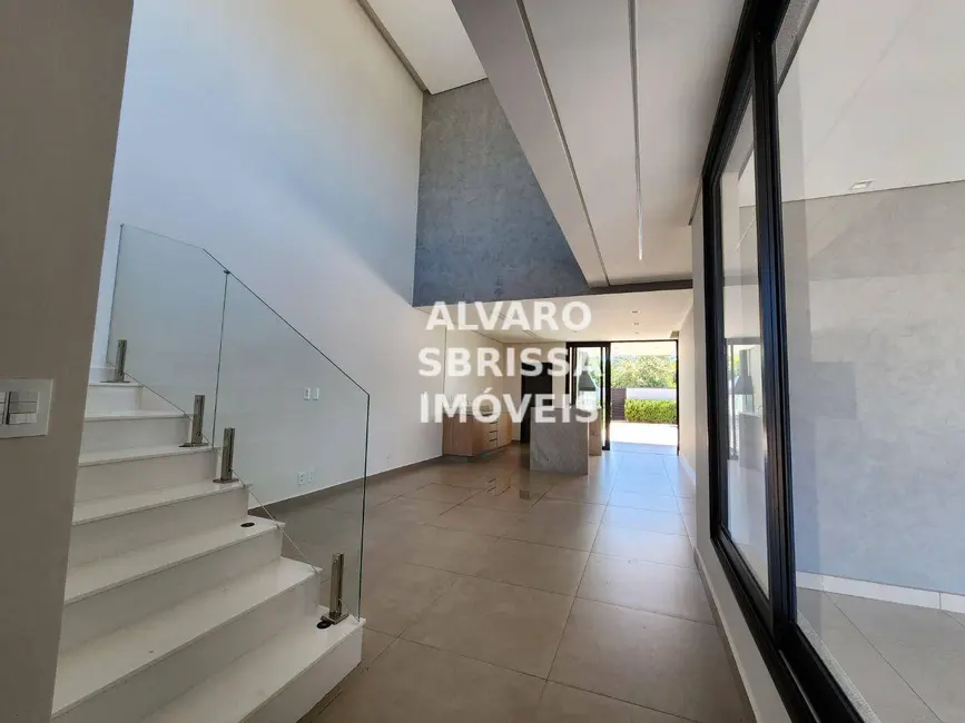 Foto 9 de Casa de Condomínio com 3 quartos à venda, 300m2 em Condomínio Residencial Mont Blanc, Itu - SP