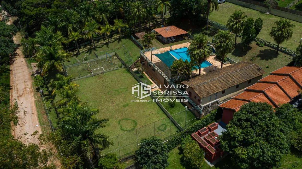 Foto 1 de Chácara com 3 quartos à venda em Jardim Estância Brasil, Atibaia - SP