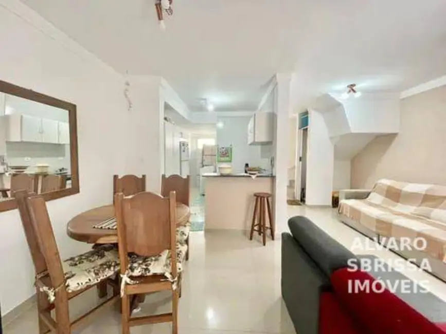 Foto 8 de Casa de Condomínio com 2 quartos à venda, 150m2 em Bertioga - SP