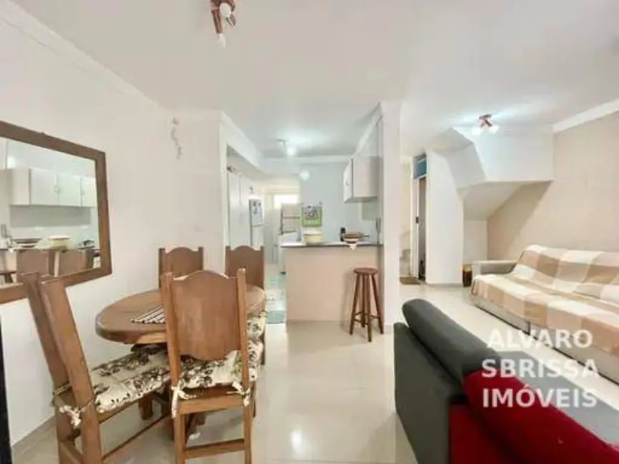 Foto 6 de Casa de Condomínio com 2 quartos à venda, 150m2 em Bertioga - SP