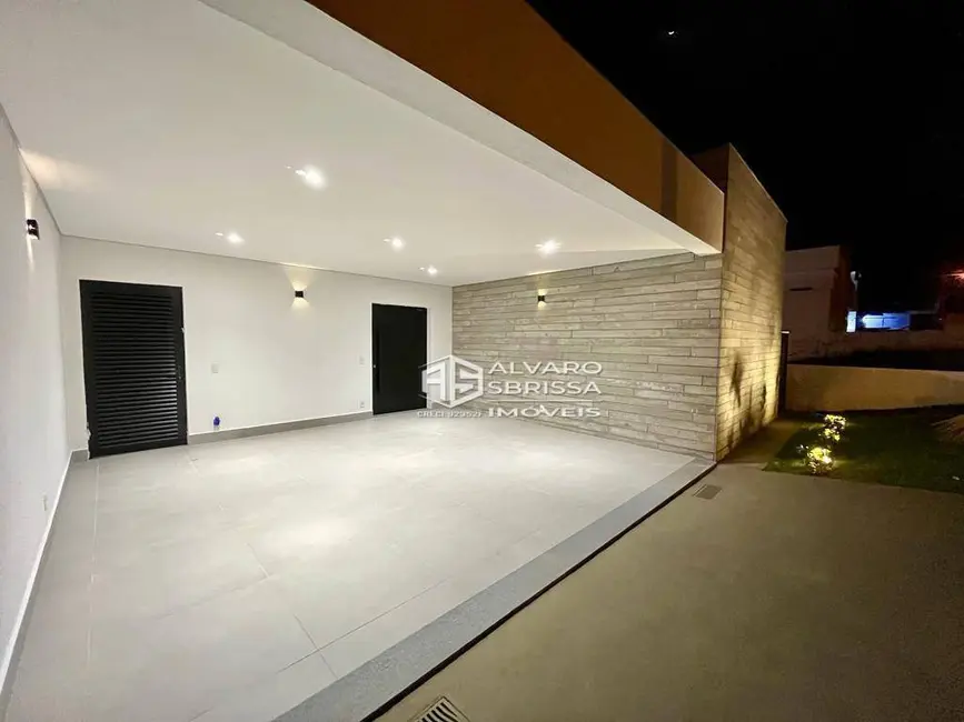 Foto 2 de Casa com 3 quartos à venda, 300m2 em Residencial Central Parque, Salto - SP