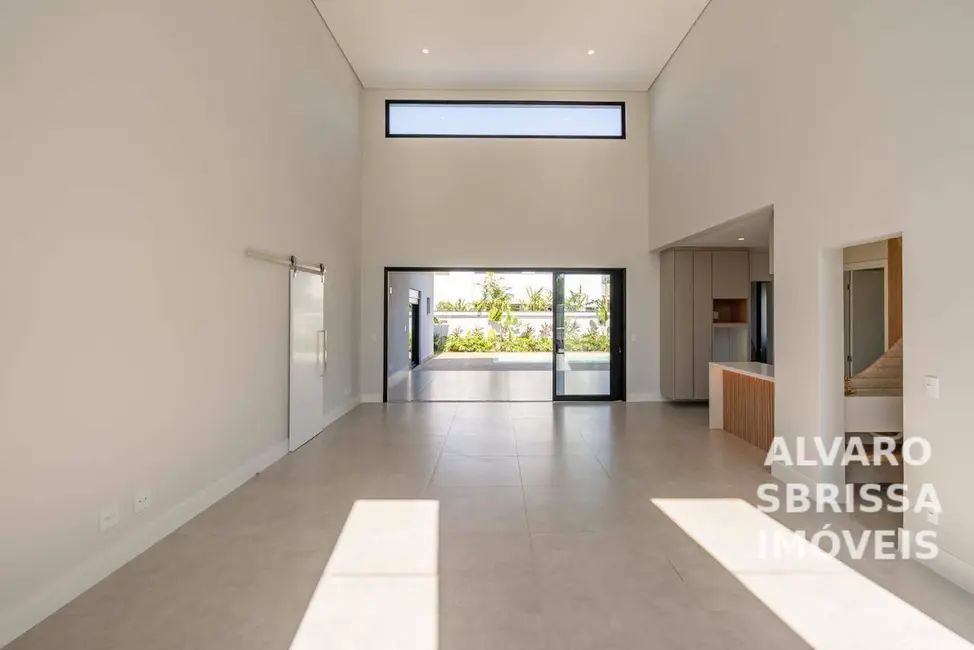 Foto 3 de Casa de Condomínio com 3 quartos à venda, 520m2 em Salto - SP