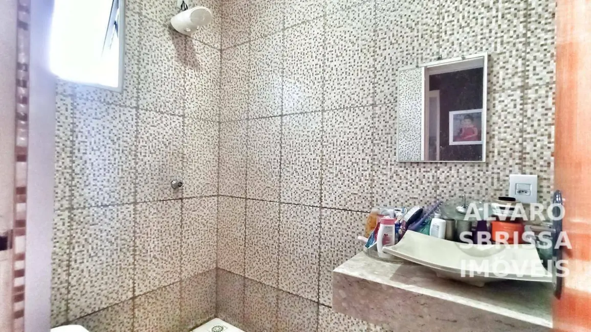 Foto 9 de Casa com 4 quartos à venda, 220m2 em Residencial Santa Madre Paulina, Salto - SP