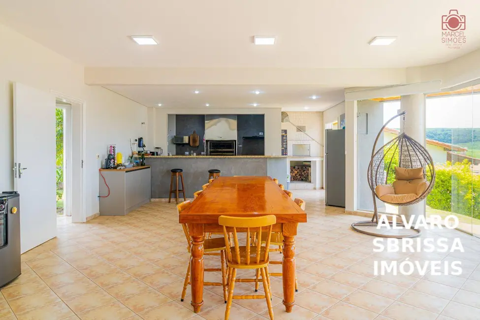 Chácara com 2 quartos à venda e para alugar em Terras de Santa Rosa, Salto - SP - imagem 5 Foto 5 de Chácara com 2 quartos à venda e para alugar em Terras de Santa Rosa, Salto - SP