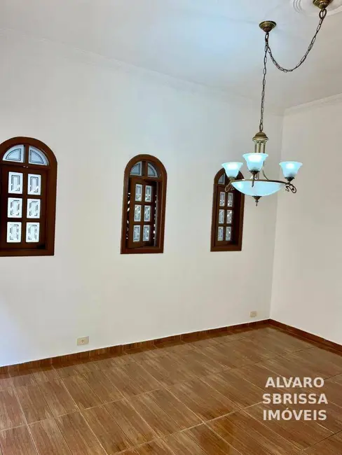 Foto 2 de Casa com 4 quartos à venda, 300m2 em Jardim Celani, Salto - SP