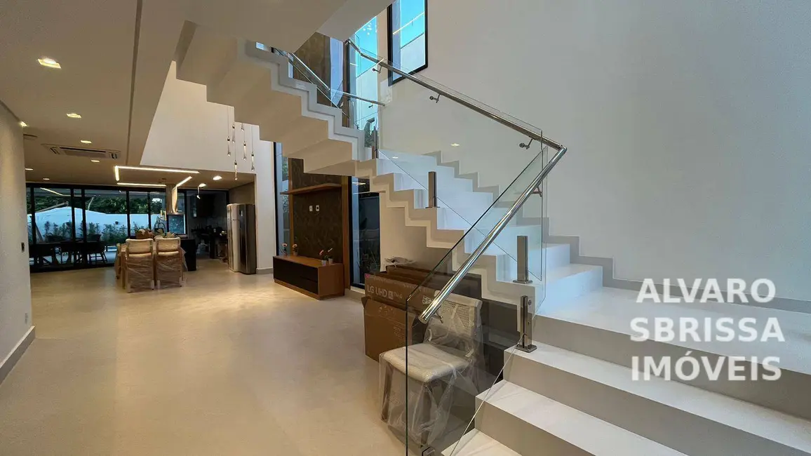Casa de Condomínio com 6 quartos à venda, 440m2 em Riviera de São Lourenço, Bertioga - SP - imagem 5 Foto 5 de Casa de Condomínio com 6 quartos à venda, 440m2 em Riviera de São Lourenço, Bertioga - SP
