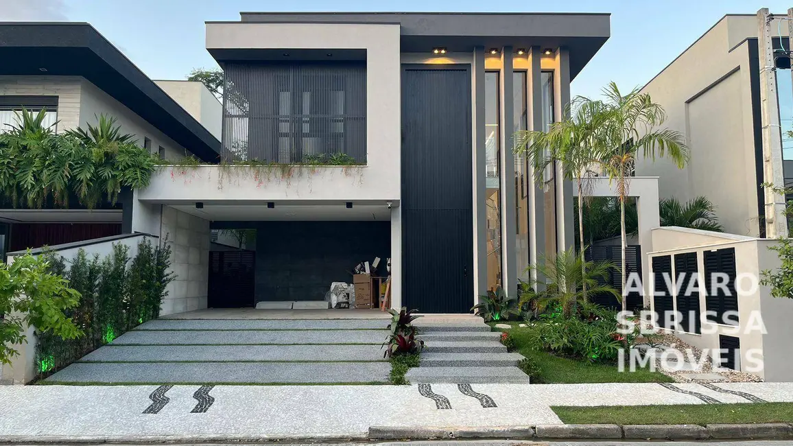 Casa de Condomínio com 6 quartos à venda, 440m2 em Riviera de São Lourenço, Bertioga - SP - imagem 3 Foto 3 de Casa de Condomínio com 6 quartos à venda, 440m2 em Riviera de São Lourenço, Bertioga - SP