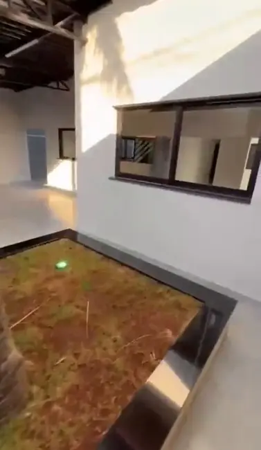Foto 1 de Casa com 3 quartos à venda, 200m2 em Porto Feliz - SP