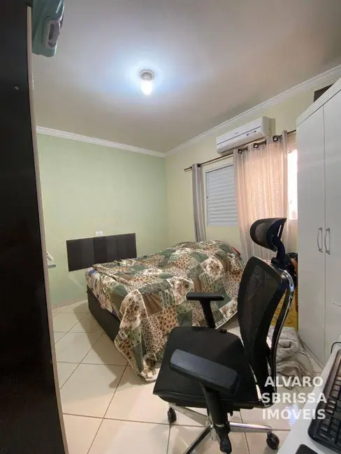 Foto 9 de Casa com 2 quartos à venda, 125m2 em Jardim Elizabeth, Salto - SP