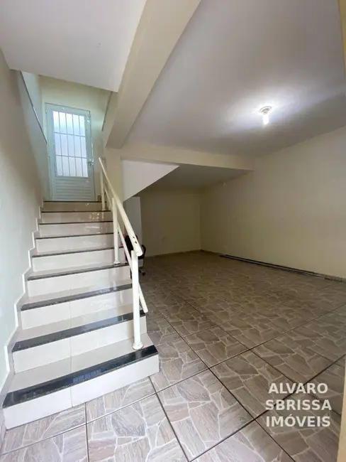 Foto 2 de Casa com 2 quartos à venda, 125m2 em Jardim Elizabeth, Salto - SP