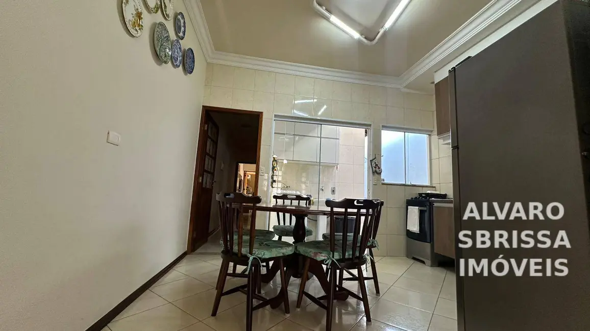 Foto 2 de Casa com 3 quartos à venda, 141m2 em Jardim Santo Antônio, Salto - SP