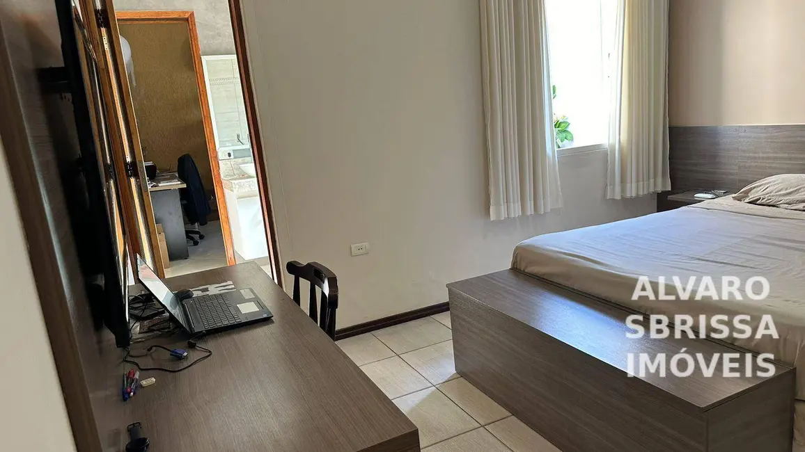 Foto 4 de Casa com 3 quartos à venda, 141m2 em Jardim Santo Antônio, Salto - SP