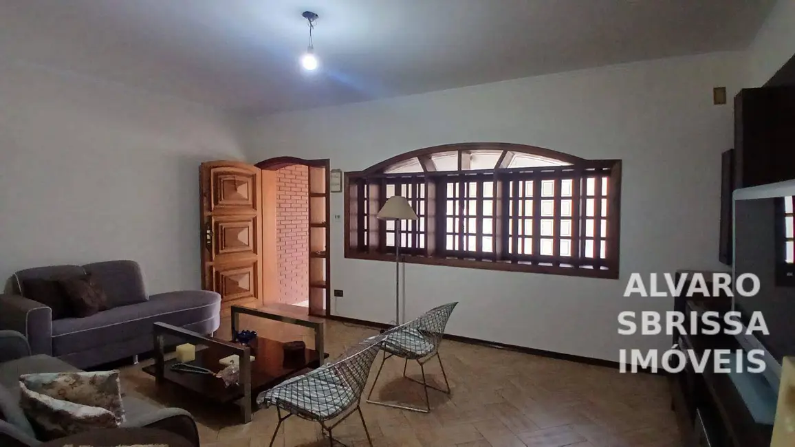 Foto 2 de Casa com 3 quartos à venda, 150m2 em Parque Residencial Guitti, Itu - SP