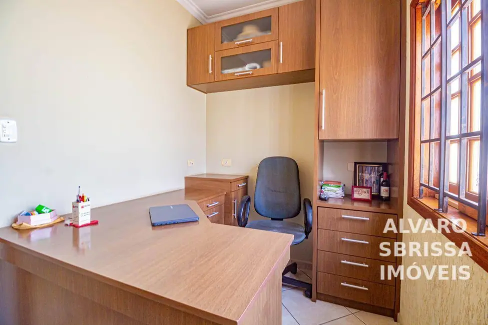 Foto 9 de Casa com 4 quartos à venda, 400m2 em Parque Residencial Presidente Médici, Itu - SP