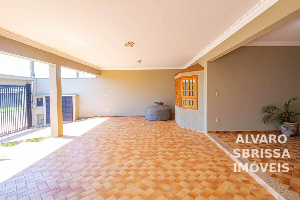 Foto 2 de Casa com 4 quartos à venda, 400m2 em Parque Residencial Presidente Médici, Itu - SP