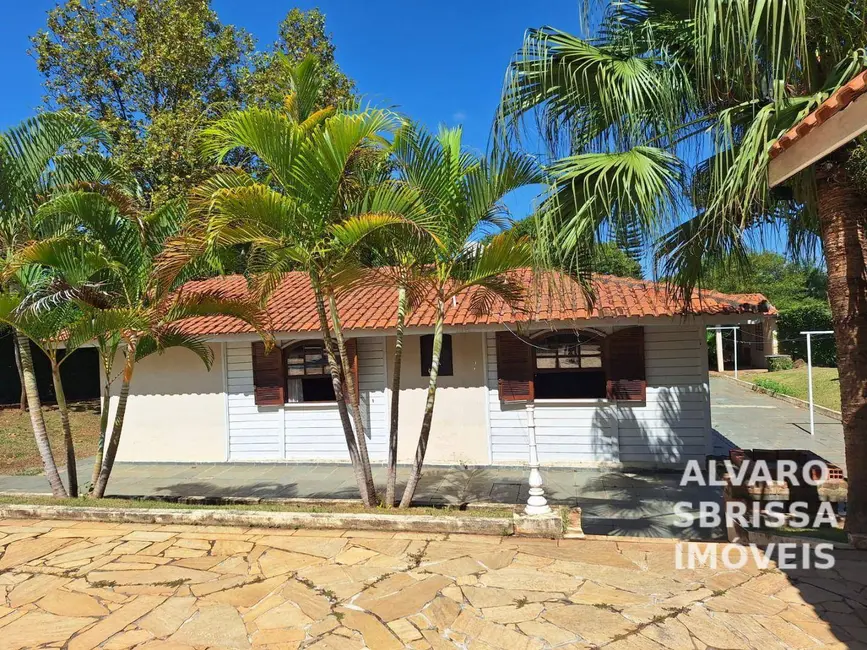 Chácara com 3 quartos para alugar, 2600m2 em Chácaras Primavera, Itu - SP - imagem 9 Foto 9 de Chácara com 3 quartos para alugar, 2600m2 em Chácaras Primavera, Itu - SP