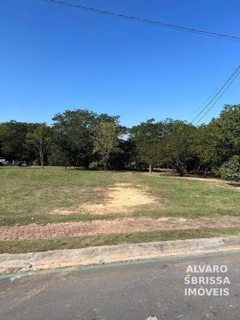 Foto 1 de Terreno / Lote à venda, 300m2 em Salto - SP