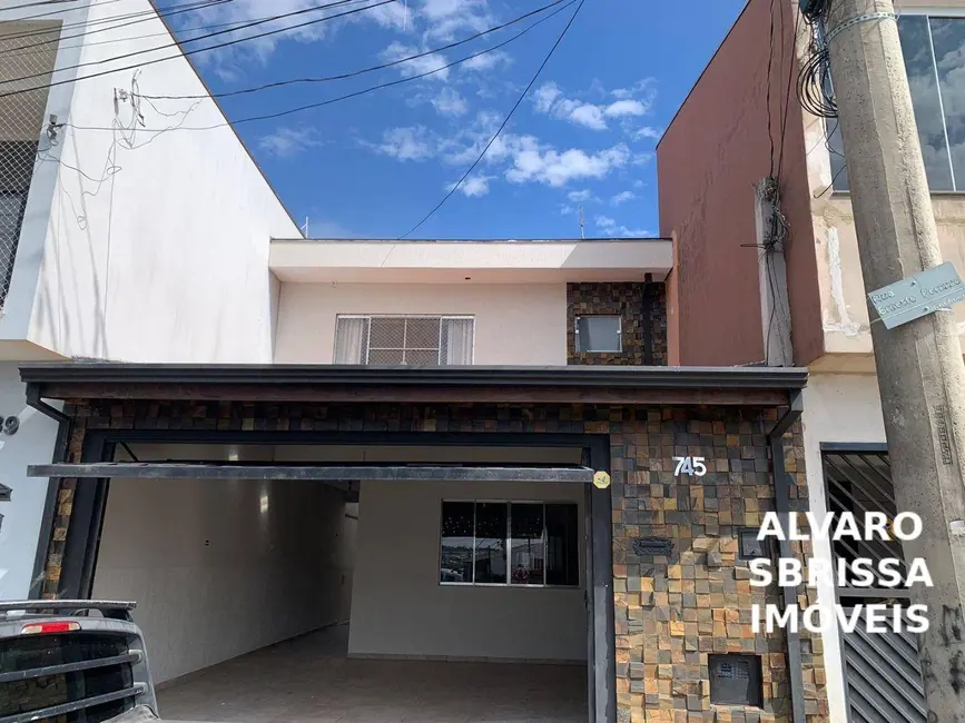 Foto 1 de Casa com 2 quartos à venda, 150m2 em Residencial Fabbri, Salto - SP