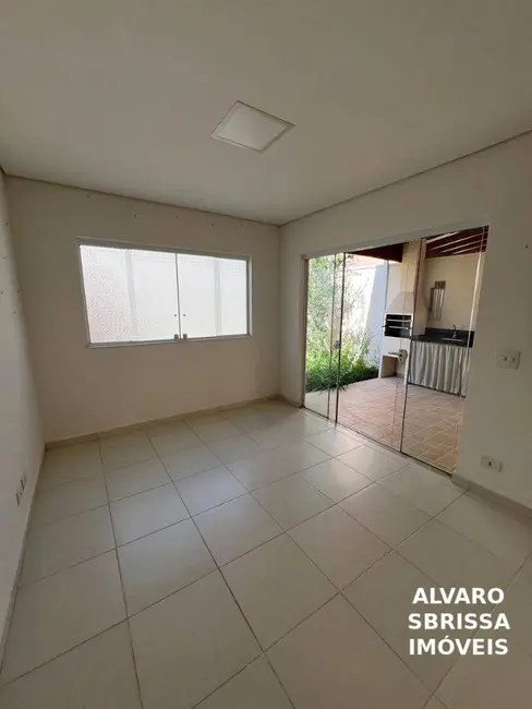 Foto 2 de Casa de Condomínio com 3 quartos para alugar, 171m2 em Pinheirinho, Itu - SP