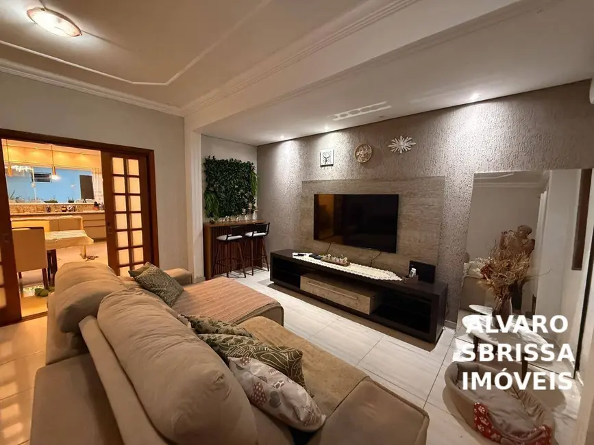 Foto 5 de Casa com 3 quartos à venda, 250m2 em Parque Residencial Potiguara, Itu - SP