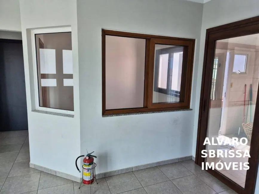 Foto 9 de Casa com 5 quartos à venda, 137m2 em Jardim Corazza, Itu - SP