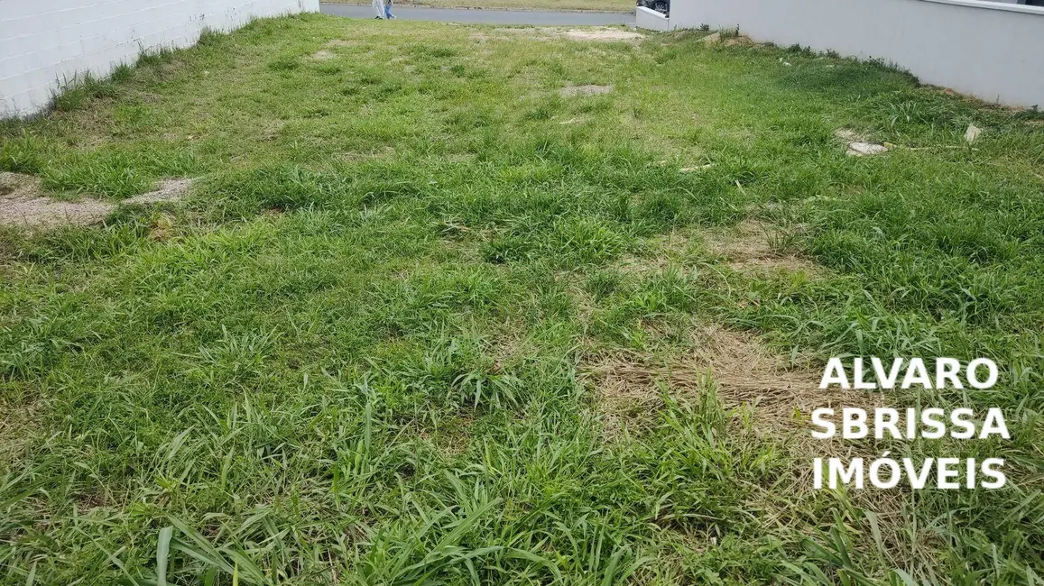 Foto 1 de Terreno / Lote à venda, 360m2 em Brasil, Itu - SP