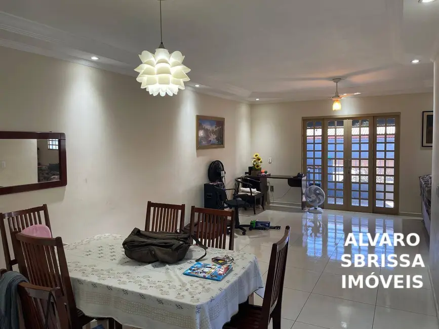 Foto 2 de Casa com 3 quartos à venda, 300m2 em Vila Ianni, Itu - SP