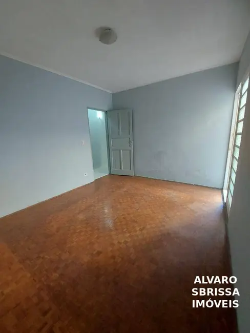 Casa com 2 quartos à venda, 250m2 em Vila Teixeira, Salto - SP - imagem 6 Foto 6 de Casa com 2 quartos à venda, 250m2 em Vila Teixeira, Salto - SP
