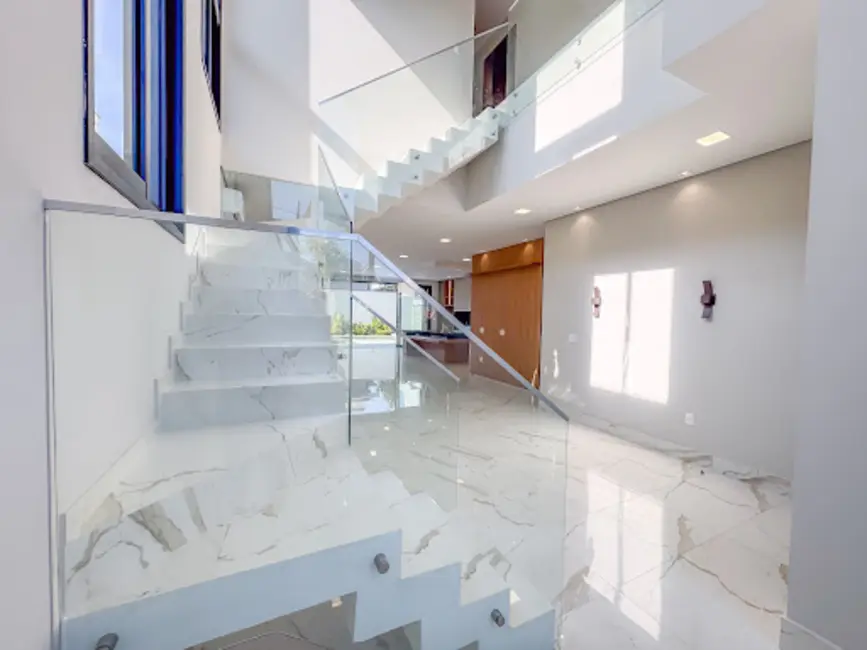 Foto 3 de Casa com 4 quartos à venda, 360m2 em Itu - SP