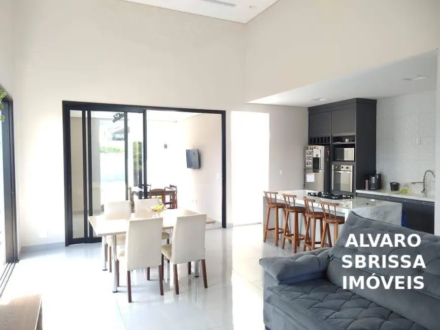 Casa com 3 quartos à venda e para alugar, 368m2 em Itu - SP - imagem 3 Foto 3 de Casa com 3 quartos à venda e para alugar, 368m2 em Itu - SP