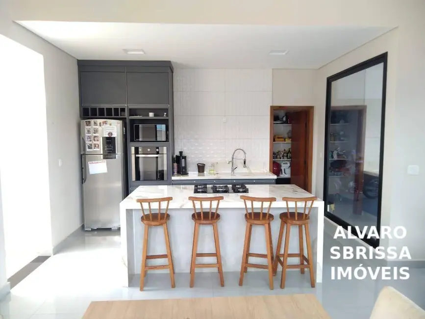 Casa com 3 quartos à venda e para alugar, 368m2 em Itu - SP - imagem 6 Foto 6 de Casa com 3 quartos à venda e para alugar, 368m2 em Itu - SP