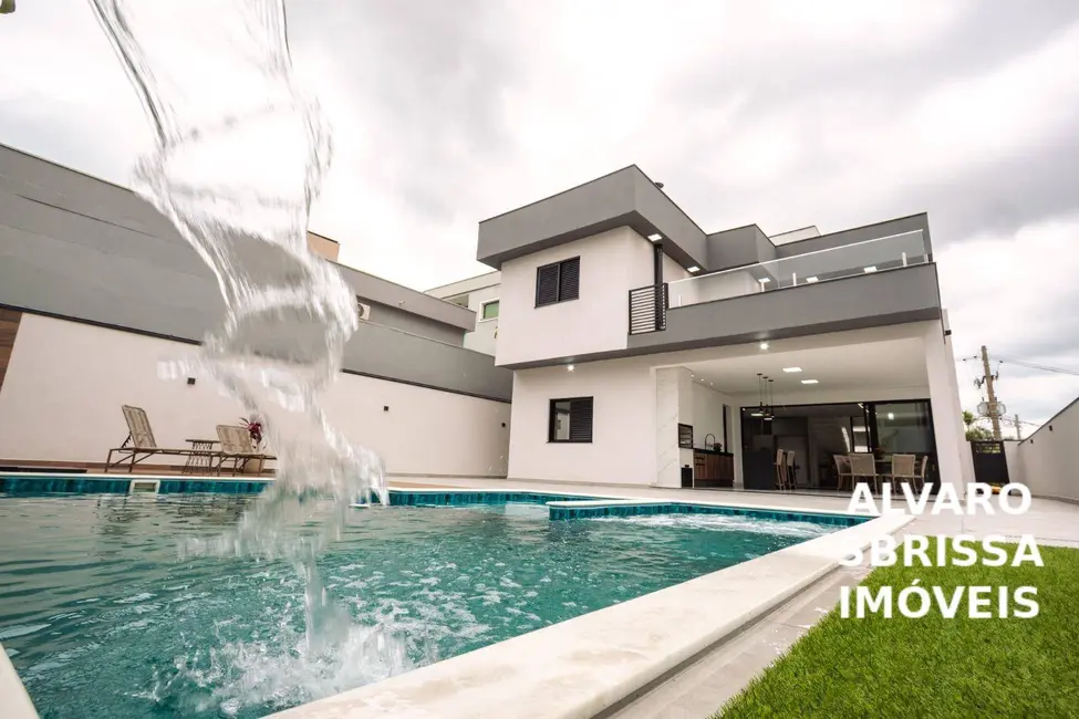 Casa de Condomínio com 3 quartos à venda, 492m2 em Jardim Residencial Helvétia Park II, Indaiatuba - SP - imagem 1 Foto 1 de Casa de Condomínio com 3 quartos à venda, 492m2 em Jardim Residencial Helvétia Park II, Indaiatuba - SP