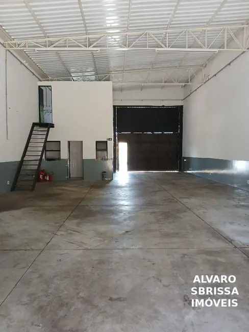 Armazém / Galpão para alugar, 300m2 em Jardim Padre Bento, Itu - SP - imagem 2 Foto 2 de Armazém / Galpão para alugar, 300m2 em Jardim Padre Bento, Itu - SP