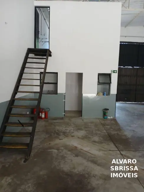 Armazém / Galpão para alugar, 300m2 em Jardim Padre Bento, Itu - SP - imagem 4 Foto 4 de Armazém / Galpão para alugar, 300m2 em Jardim Padre Bento, Itu - SP