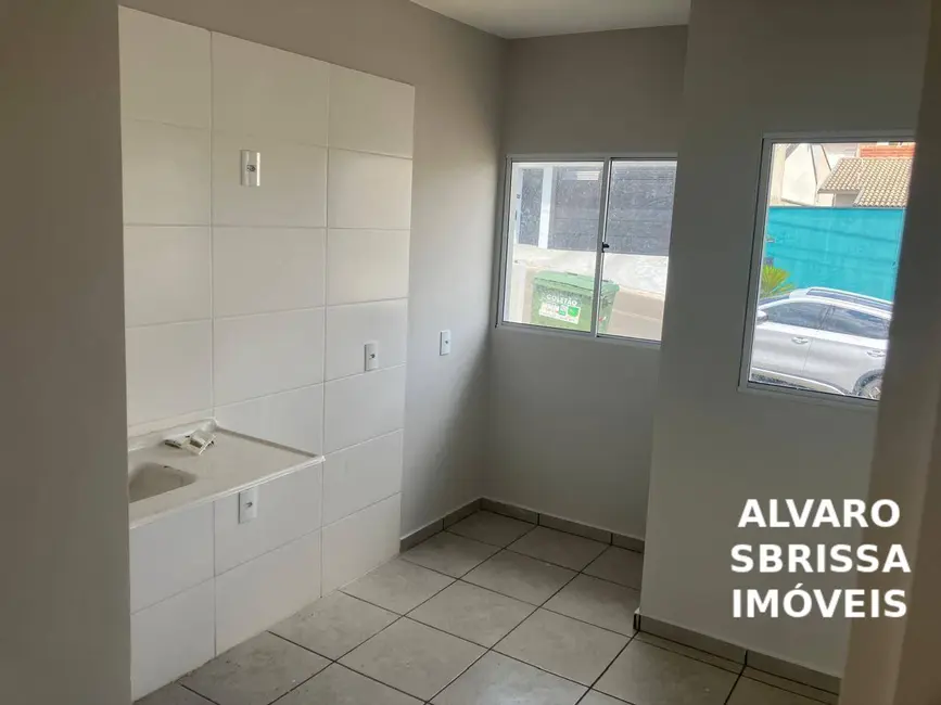 Foto 3 de Casa com 2 quartos à venda, 200m2 em Salto - SP