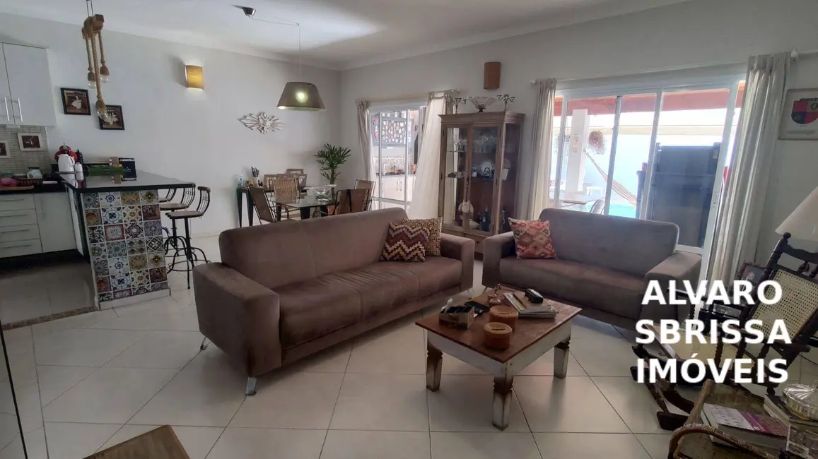 Foto 1 de Casa com 3 quartos à venda, 325m2 em Parque do Varvito, Itu - SP