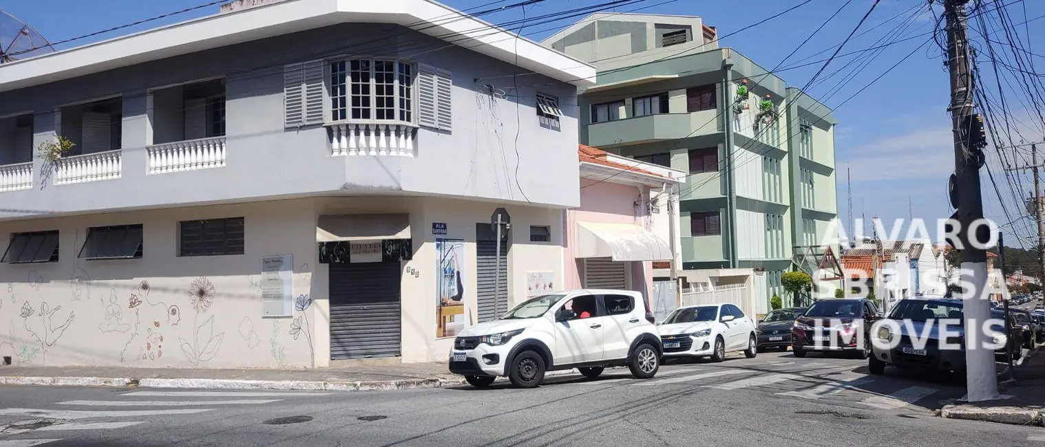 Foto 2 de Casa com 4 quartos à venda, 217m2 em Centro, Itu - SP