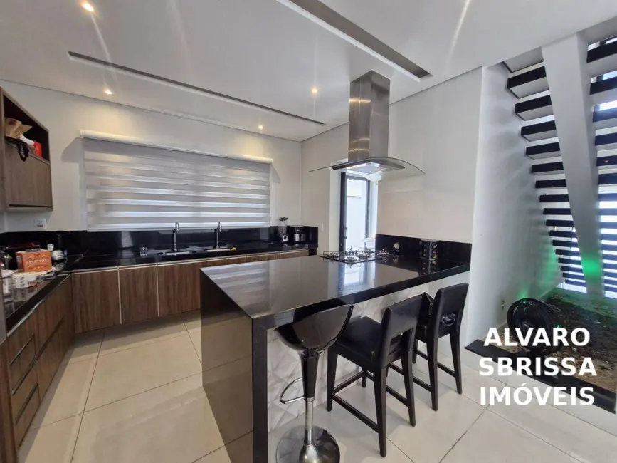 Foto 9 de Casa de Condomínio com 3 quartos à venda, 420m2 em Salto - SP