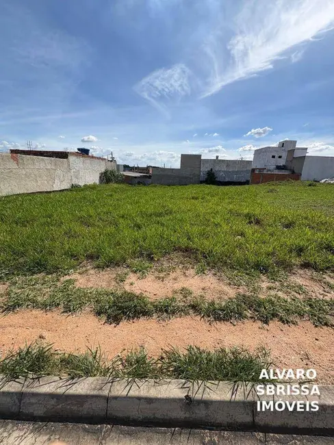 Foto 1 de Terreno / Lote à venda, 250m2 em Jardim Santa Marta, Salto - SP