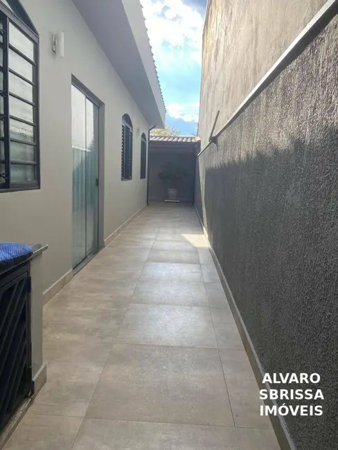 Foto 5 de Casa com 2 quartos à venda, 161m2 em Jardim Santa Marta, Salto - SP