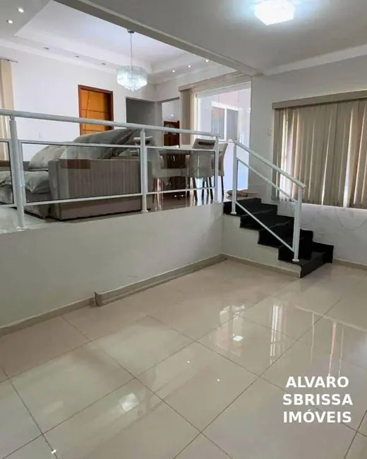 Foto 3 de Casa com 3 quartos à venda, 276m2 em Porto Feliz - SP