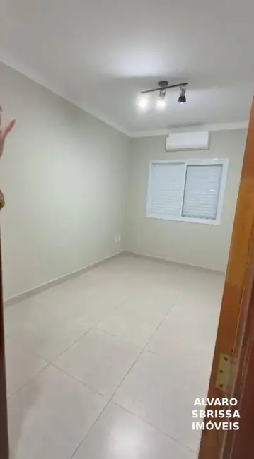 Foto 8 de Casa com 3 quartos à venda, 200m2 em Jardim Monte Carlo, Indaiatuba - SP